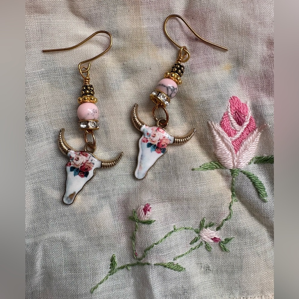 Longhorn floral earrings